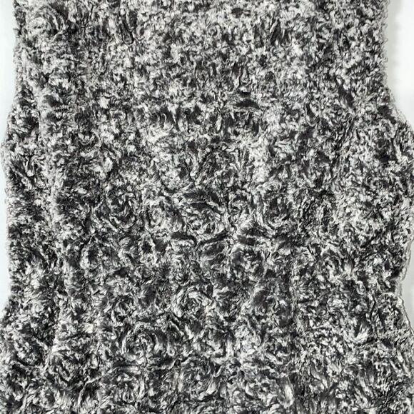 Reversible vest  - Picture 7 of 15
